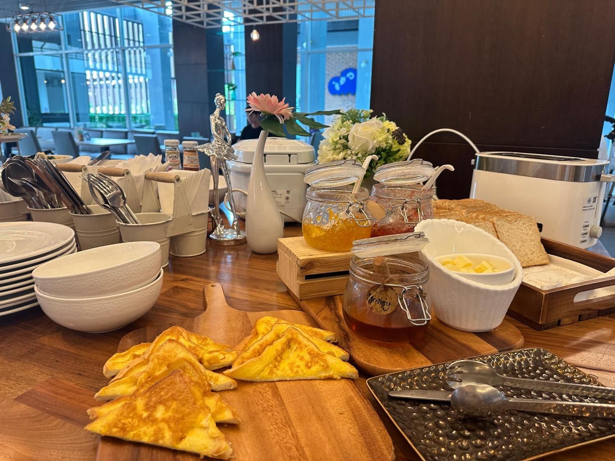 Kokotel Bangkok Dheva Thonglor Eksteriør billede